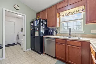140 Van Riggs Rd, Hubert, NC 28539 - Photo 9
