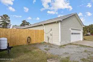 140 Van Riggs Rd, Hubert, NC 28539 - Photo 41