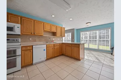 331 Rock Creek Drive S, Jacksonville, NC 28540 - Photo 19