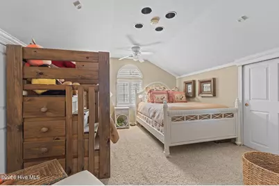 218 Sandfiddler W, Emerald Isle, NC 28594 - Photo 35