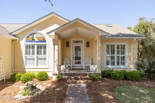 218 Sandfiddler W, Emerald Isle, NC 28594 - Photo 3