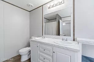 193 Alonza Ln, Richlands, NC 28574 - Photo 57