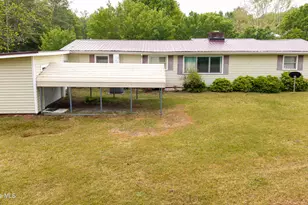 321 N Church Ave, Garland, NC 28441 - Photo 29