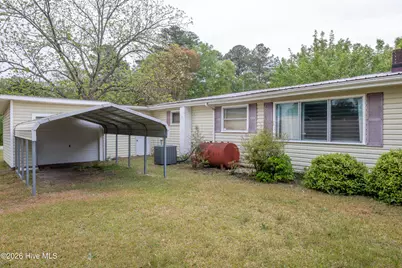 321 N Church Avenue, Garland, NC 28441 - Photo 5