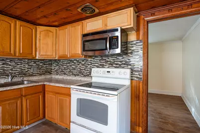 321 N Church Avenue, Garland, NC 28441 - Photo 9
