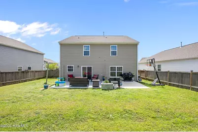 319 Ginger Drive, New Bern, NC 28560 - Photo 9