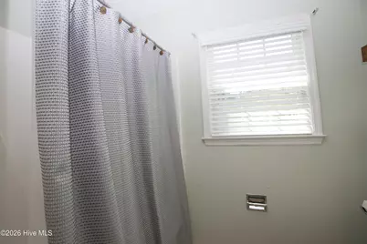 115 E Hedgelawn Way, Southern Pines, NC 28387 - Photo 23