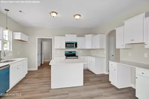 204 Gate Water Ct, Jacksonville, NC 28546 - Photo 13