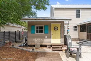 124 NE 15th St, Oak Island, NC 28465 - Photo 35