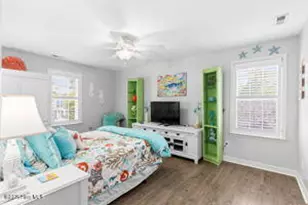 124 NE 15th St, Oak Island, NC 28465 - Photo 23