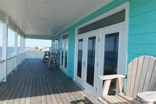 142 S Ferry Dock Rd, Harkers Island, NC 28531 - Photo 15