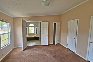 608 Old Whiteville Rd, Lumberton, NC 28358 - Photo 5