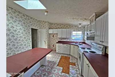 608 Old Whiteville Road, Lumberton, NC 28358 - Photo 21