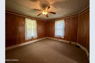 114 Rhodes Avenue, Windsor, NC 27983 - Photo 7