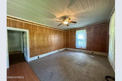 114 Rhodes Avenue, Windsor, NC 27983 - Photo 3