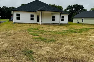 409 S Carey St, La Grange, NC 28551 - Photo 15