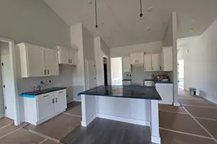 409 S Carey St, La Grange, NC 28551 - Photo 7