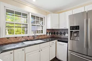 327 Pinecliff Dr, Wilmington, NC 28409 - Photo 11