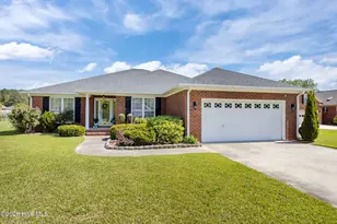 129 Hidden Pond Dr, New Bern, NC 28562 - Photo 1