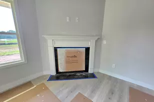 405 S Carey St, La Grange, NC 28551 - Photo 11