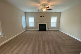 879 Stormy Gale Ln, Sneads Ferry, NC 28460 - Photo 5