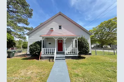 112 2nd Street, Laurinburg, NC 28352 - Photo 1