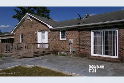 207 N Kennedy Street, Beulaville, NC 28518 - Photo 5
