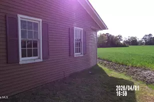207 N Kennedy St, Beulaville, NC 28518 - Photo 3