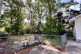 218 Pamlico Dr, Washington, NC 27889 - Photo 7