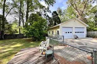218 Pamlico Dr, Washington, NC 27889 - Photo 9