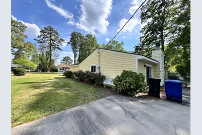 218 Pamlico Drive, Washington, NC 27889 - Photo 3