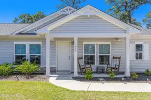 950 Pine Needles Rd, Southport, NC 28461 - Photo 3