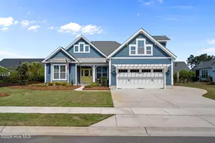 105 E Keel Dr, Hampstead, NC 28443 - Photo 1