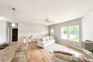 113 Huckleberry Bush Ln, Princeton, NC 27569 - Photo 5