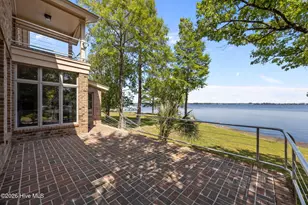 401 Harbor Dr, New Bern, NC 28560 - Photo 9