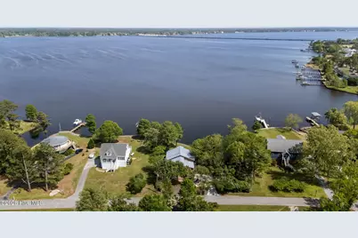401 Harbor Drive, New Bern, NC 28560 - Photo 51