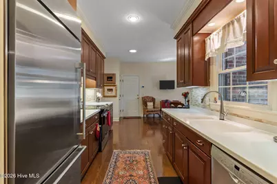 35 Courtney Place, Southern Pines, NC 28387 - Photo 3