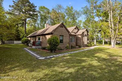 801 Deerfoot Circle, New Bern, NC 28562 - Photo 3