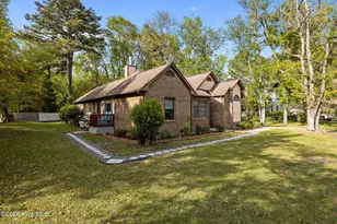 801 Deerfoot Cir, New Bern, NC 28562 - Photo 3