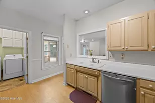 801 Deerfoot Cir, New Bern, NC 28562 - Photo 25