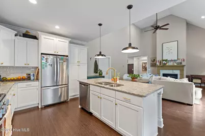 4 New Bedford Circle, Pinehurst, NC 28374 - Photo 15