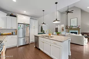 4 New Bedford Cir, Pinehurst, NC 28374 - Photo 15