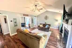 401 Marsha's Way, Havelock, NC 28532 - Photo 9