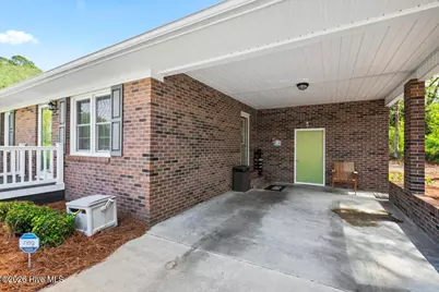 481 S Railroad Avenue, Beulaville, NC 28518 - Photo 5
