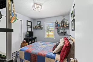 481 S Railroad Ave, Beulaville, NC 28518 - Photo 25