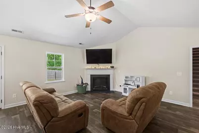 803 Kroger Court, Jacksonville, NC 28540 - Photo 7