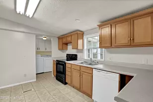 250 Bream St, Holly Ridge, NC 28445 - Photo 15