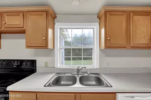 250 Bream St, Holly Ridge, NC 28445 - Photo 17