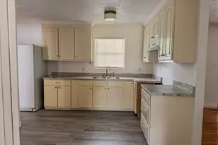 598 Forest Rd, Lumberton, NC 28358 - Photo 3
