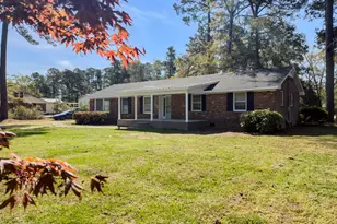598 Forest Rd, Lumberton, NC 28358 - Photo 7